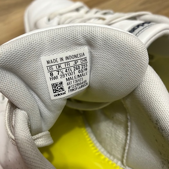 Adidas Sneaker ~ White ~ 8 - Picture 5 of 6